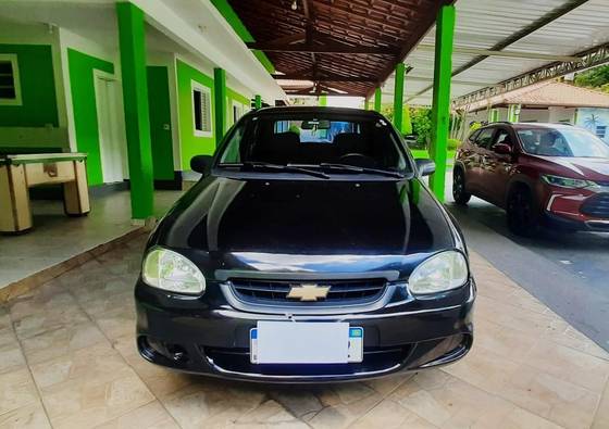 CHEVROLET CLASSIC 1.0 MPFI LIFE 8V FLEX 4P MANUAL